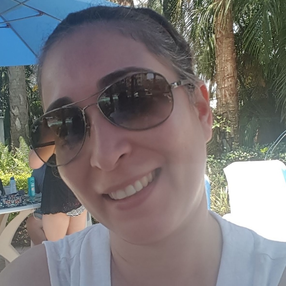 Meet your Posher, Yumilda